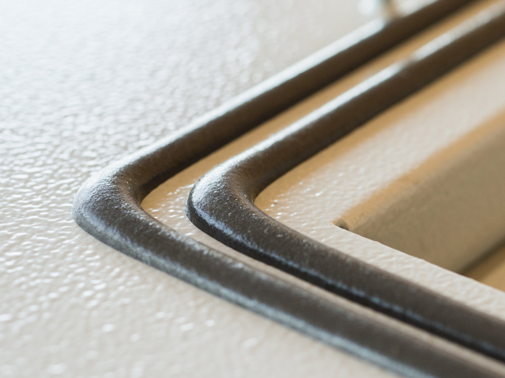 Lité PUR těsnění